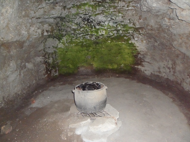 31c- Cueva maragata por dentr (3).JPG