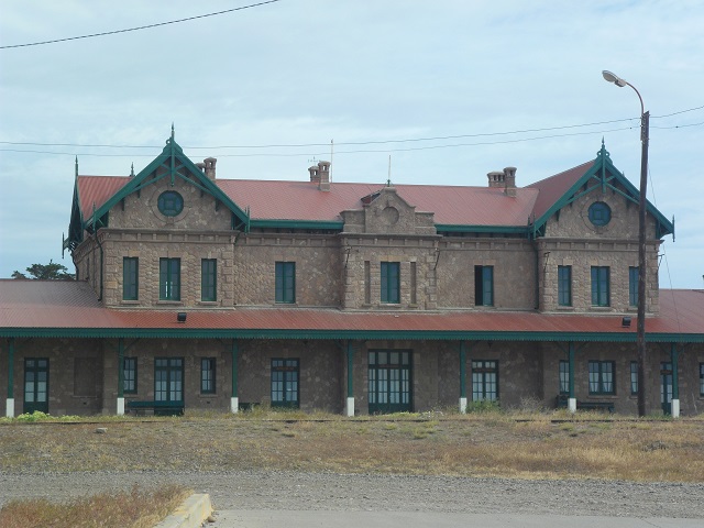 11- Recorriendo P.DESEADO (Estación de tren) 4-11-16.JPG