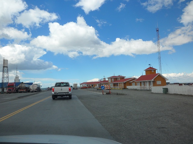 4- LLegando al embarcadero chileno 13-11-16 (1).JPG