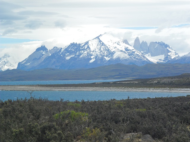 2- En Chile llegando al Parque Nac LAS TORRES DEL PAINE 16-11-16 (8).JPG