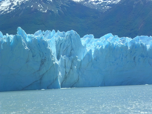18- Vistas del GLACIAR desde el catamarán 19-11-16 (3).JPG