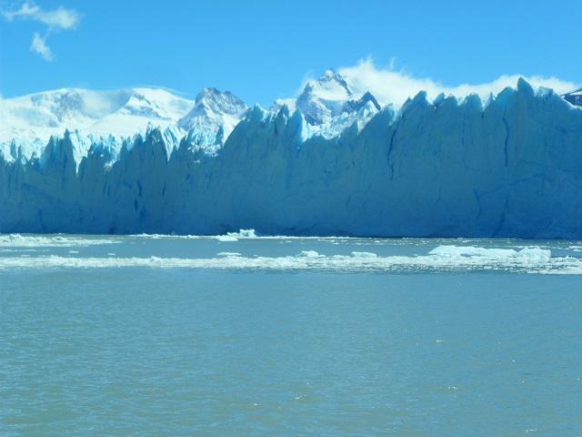 18- Vistas del GLACIAR desde el catamarán 19-11-16 (21).JPG